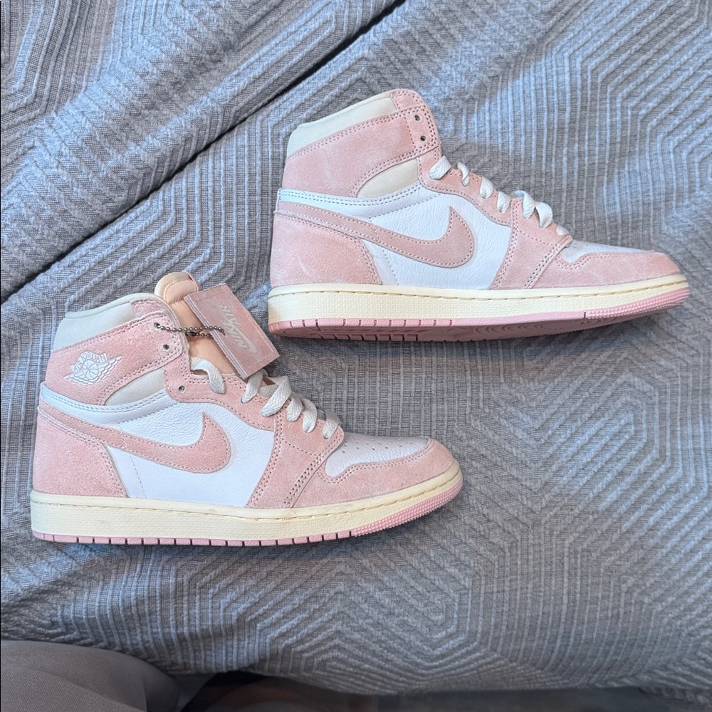 New- Air Jordan 1 Retro High OG PS 'Washed Pink' - Picture 3 of 5